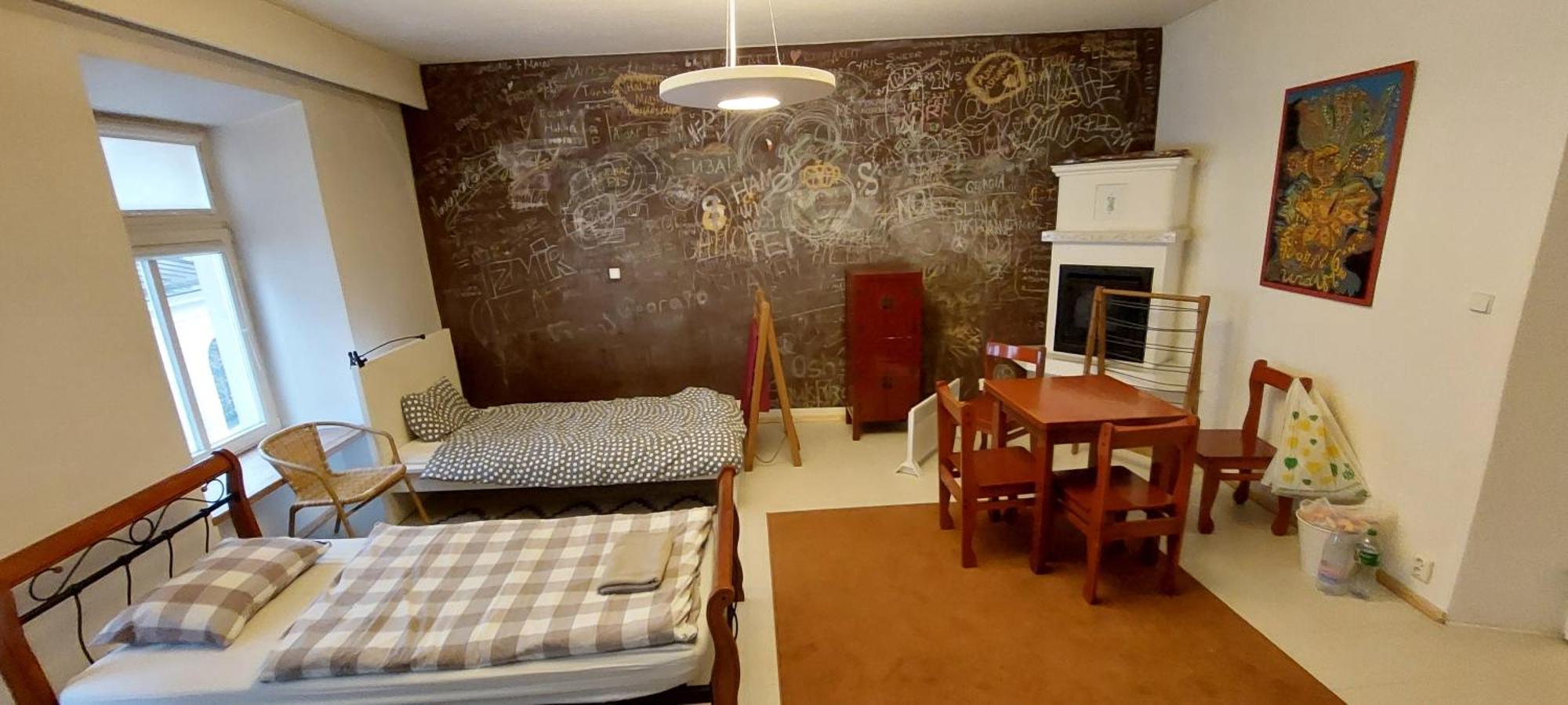 25 Hours Hostel VNO Rum bild